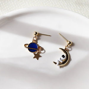 astronaut spaceman stud earrings